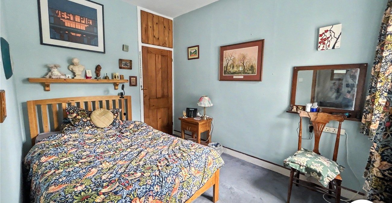 2 bedroom house for sale in Sidcup | Robinson Jackson