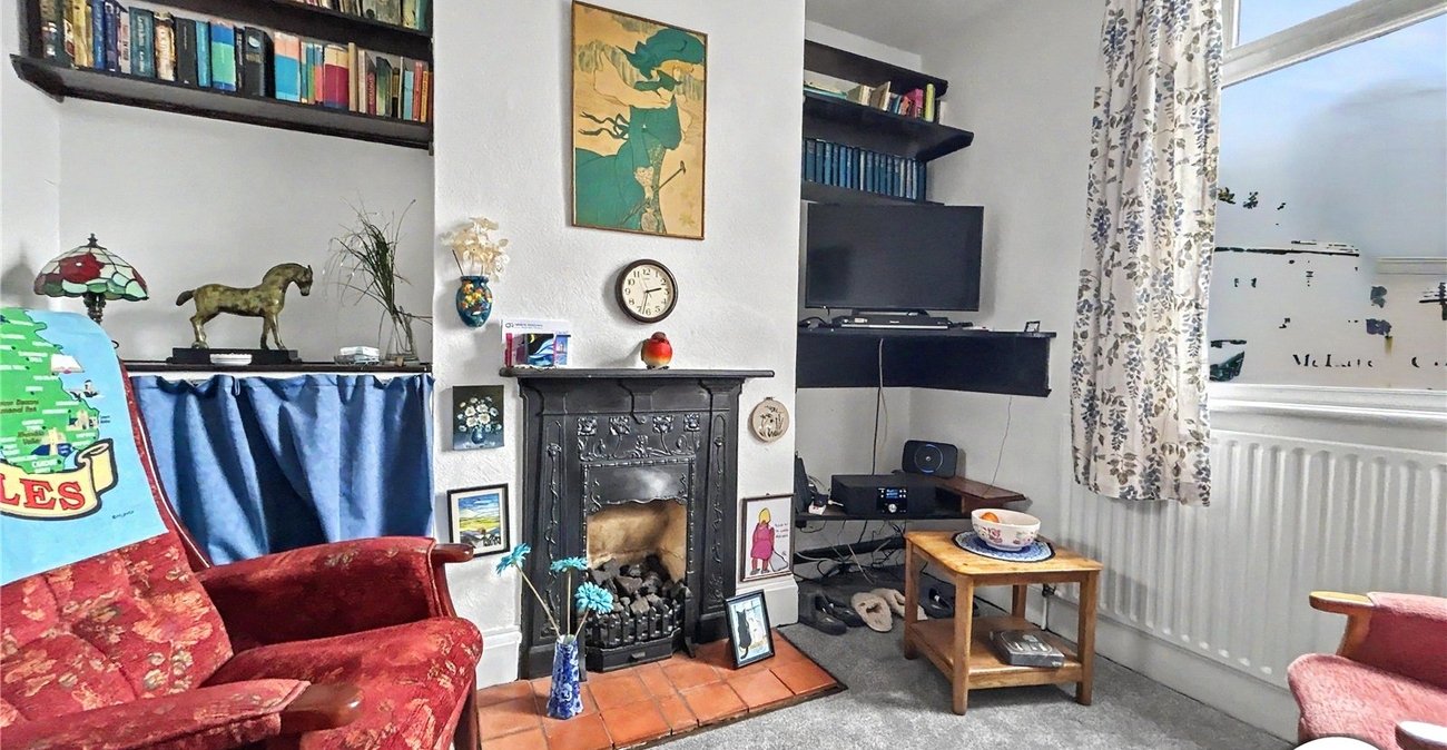 2 bedroom house for sale in Sidcup | Robinson Jackson