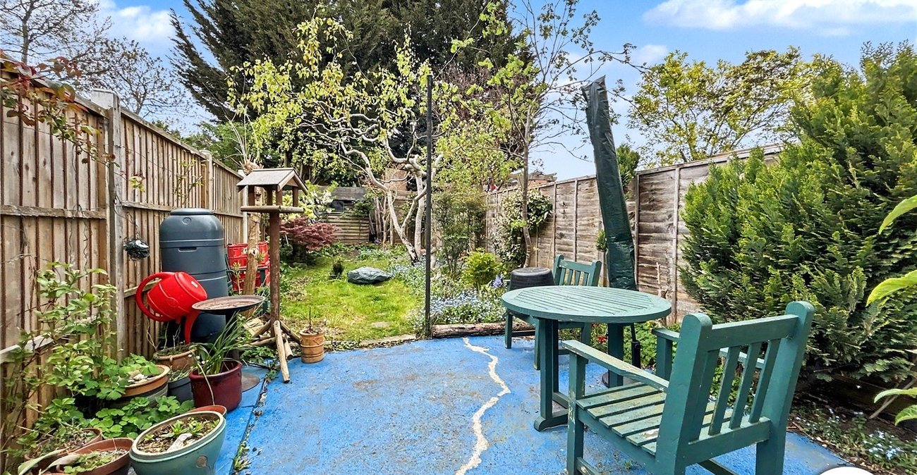 2 bedroom house for sale in Sidcup | Robinson Jackson