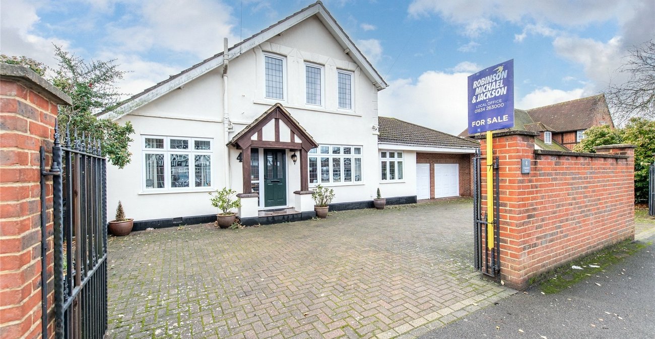 4 bedroom house for sale in Wigmore | Robinson Michael & Jackson