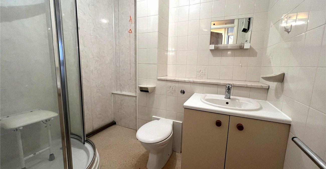 1 bedroom property for sale in Welling | Robinson Jackson