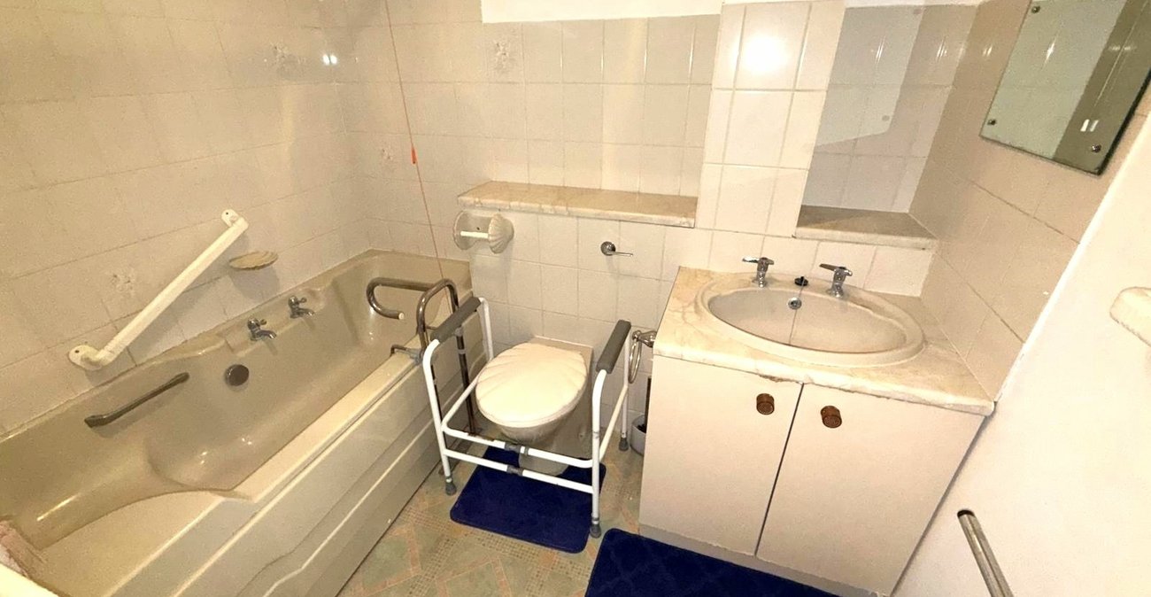 1 bedroom property for sale in Welling | Robinson Jackson