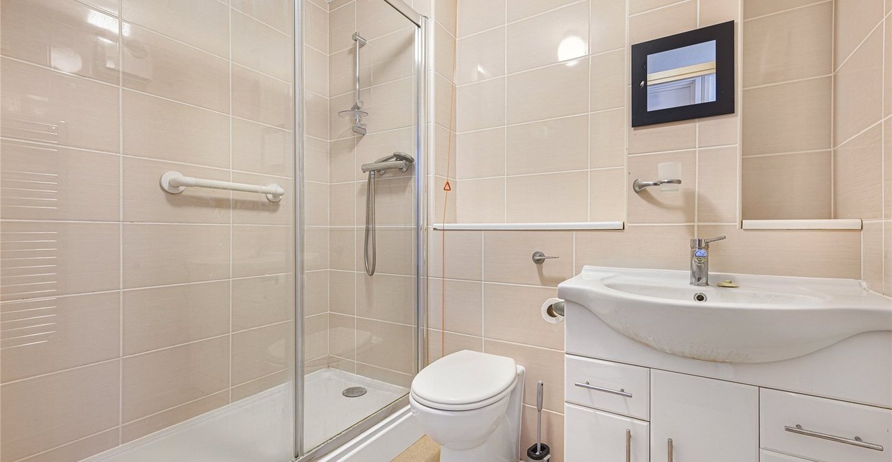 1 bedroom property for sale in Welling | Robinson Jackson