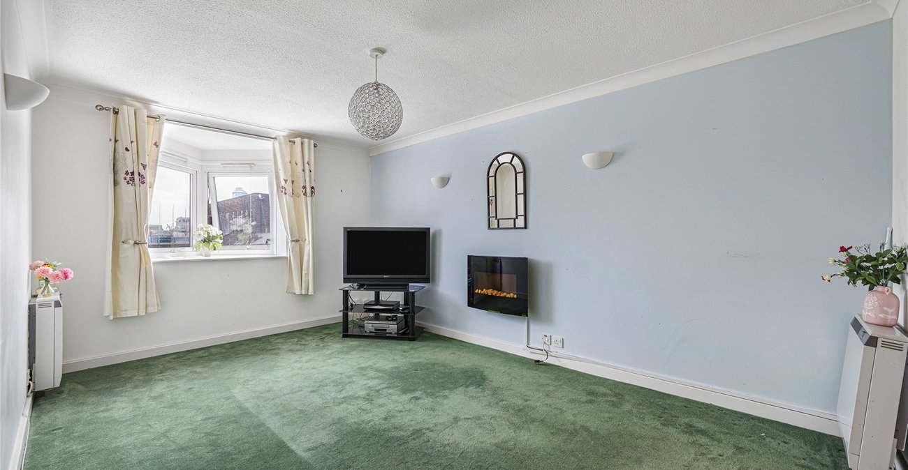 1 bedroom property for sale in Welling | Robinson Jackson