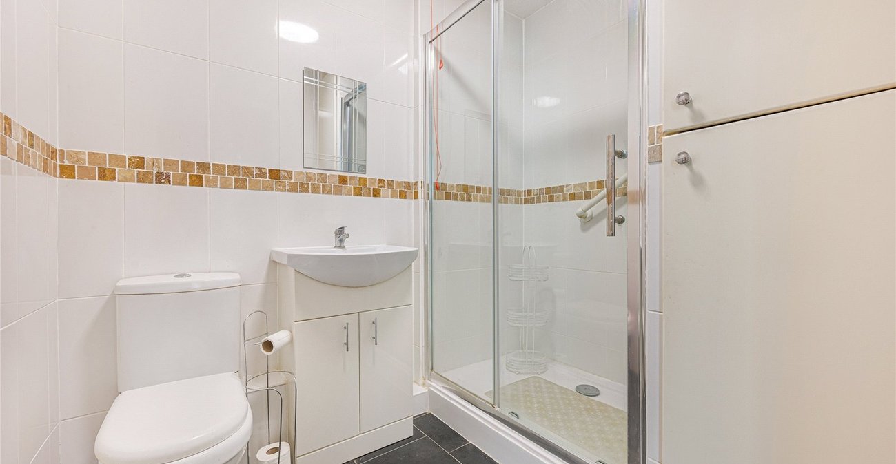 1 bedroom property for sale in Welling | Robinson Jackson
