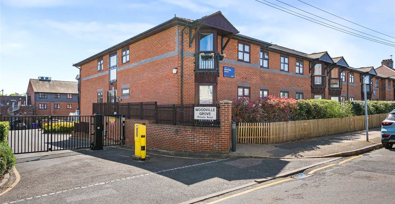 1 bedroom property for sale in Welling | Robinson Jackson