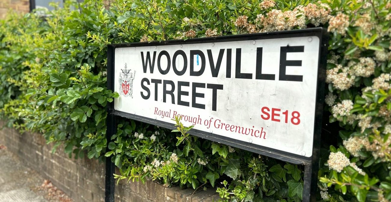 3 bedroom house for sale in Woolwich | Robinson Jackson