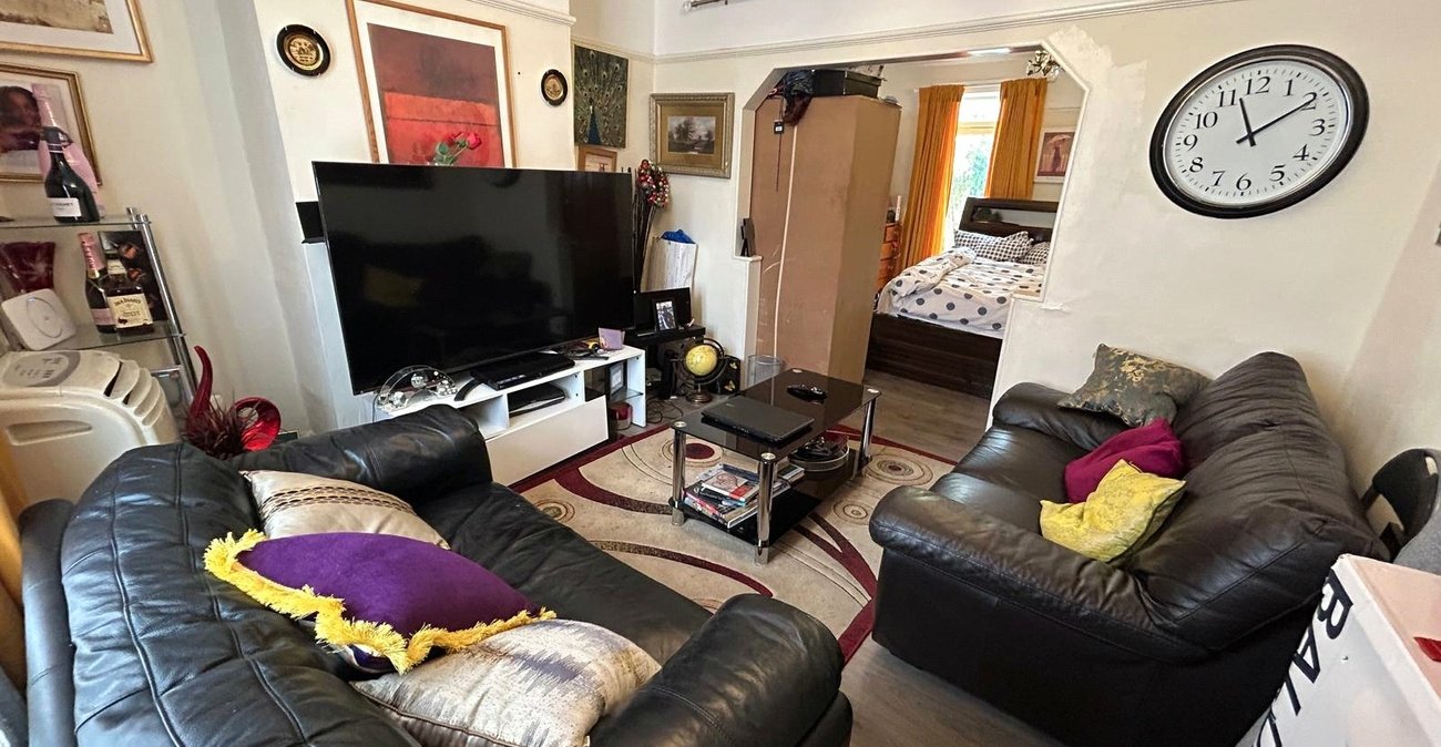 3 bedroom house for sale in Woolwich | Robinson Jackson