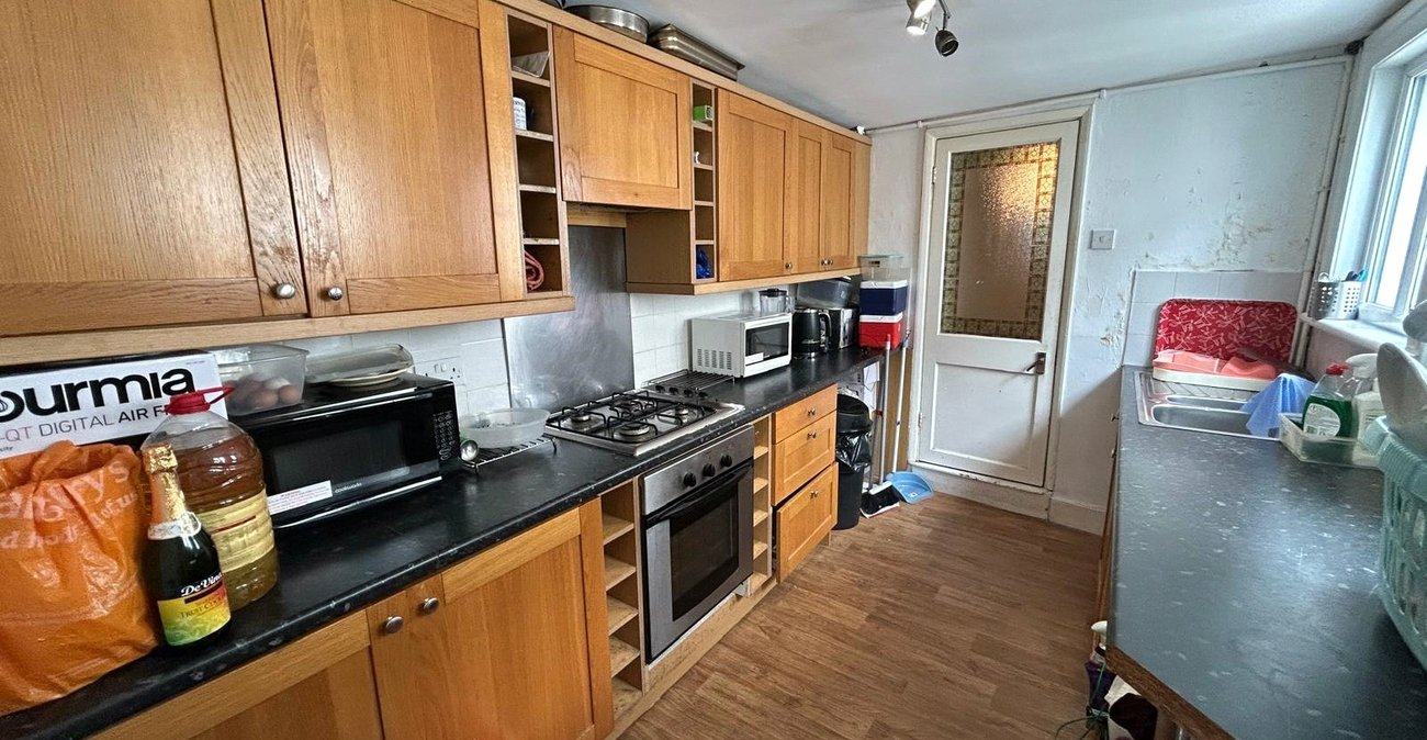 3 bedroom house for sale in Woolwich | Robinson Jackson