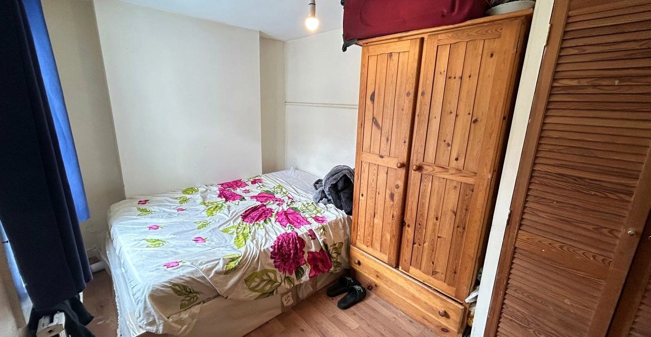 3 bedroom house for sale in Woolwich | Robinson Jackson