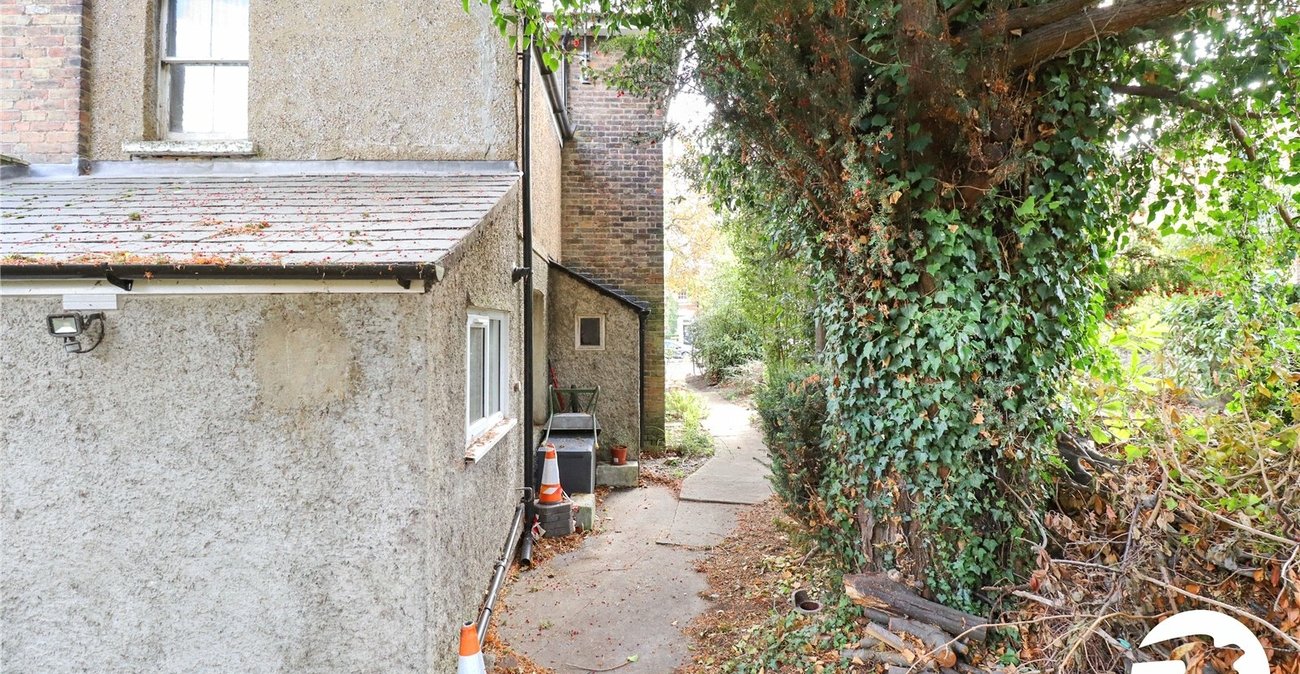 3 bedroom house for sale in Belvedere | Robinson Jackson