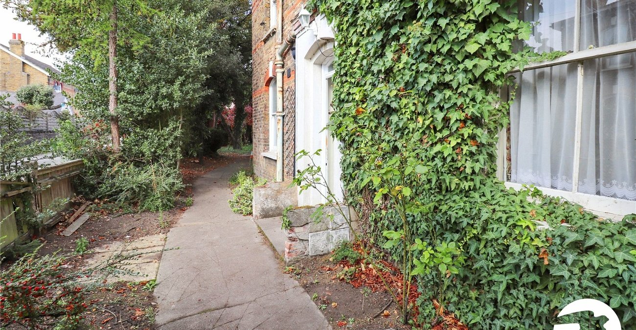 3 bedroom house for sale in Belvedere | Robinson Jackson