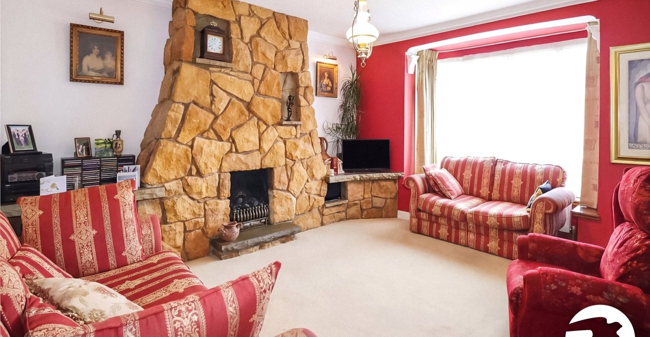 3 bedroom house for sale in London | Robinson Jackson