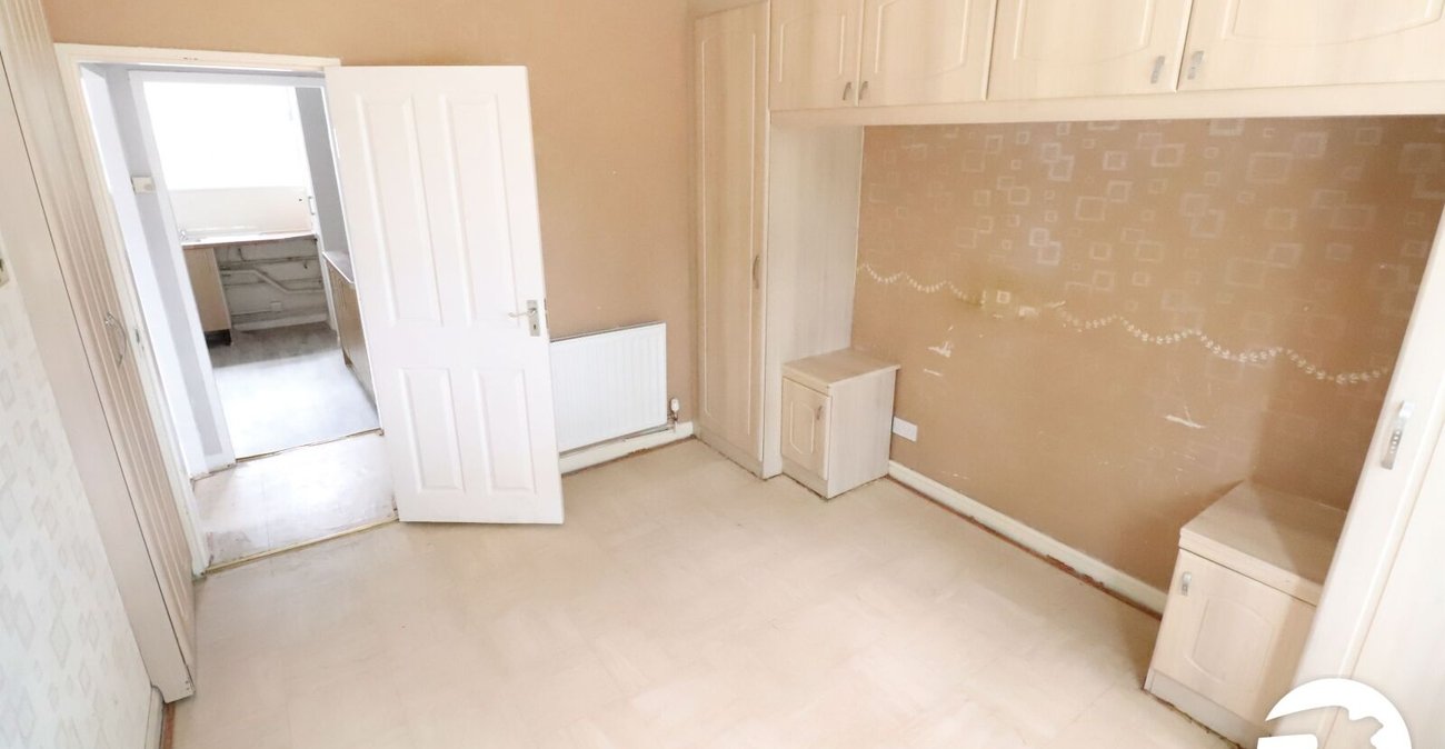 1 bedroom property for sale in London | Robinson Jackson