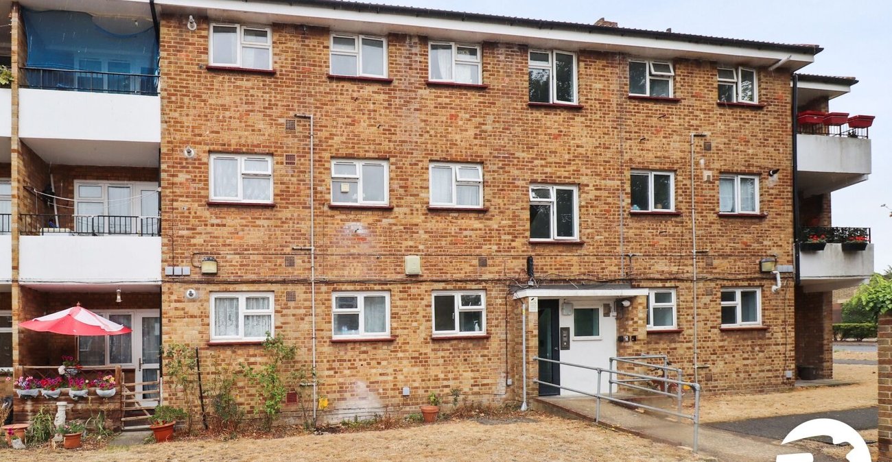 1 bedroom property for sale in London | Robinson Jackson