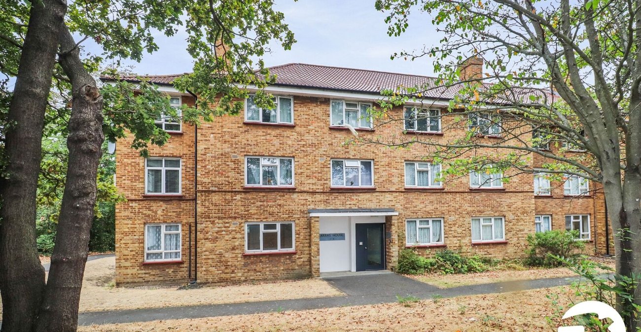 1 bedroom property for sale in London | Robinson Jackson