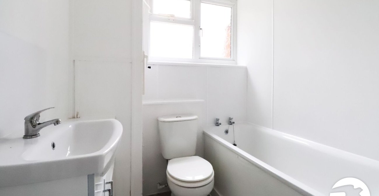 1 bedroom property for sale in London | Robinson Jackson