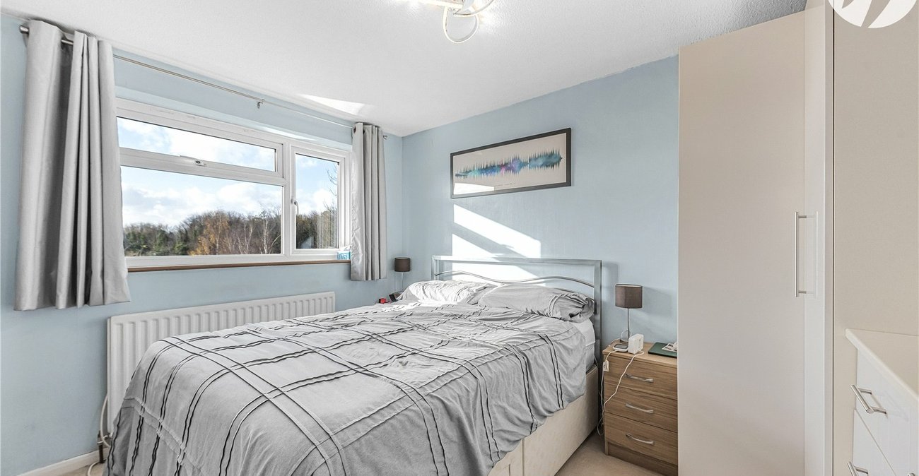 3 bedroom house for sale in Greenhithe | Robinson Jackson