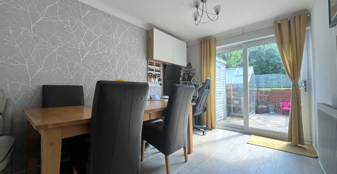 3 bedroom house for sale in Walderslade | Robinson Michael & Jackson