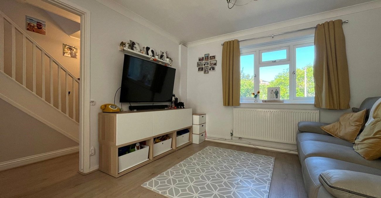 3 bedroom house for sale in Walderslade | Robinson Michael & Jackson