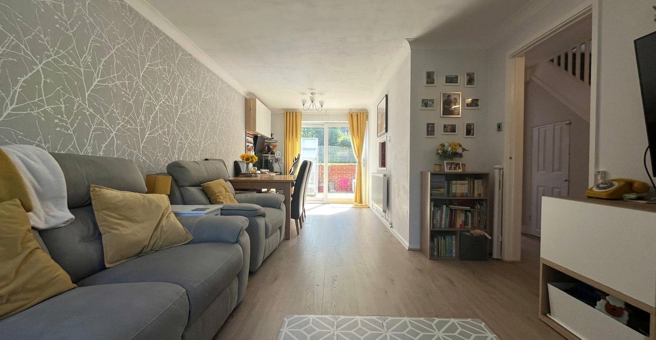 3 bedroom house for sale in Walderslade | Robinson Michael & Jackson