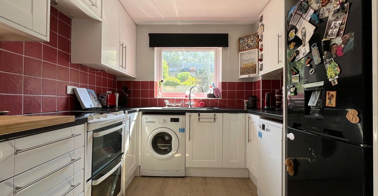 3 bedroom house for sale in Walderslade | Robinson Michael & Jackson