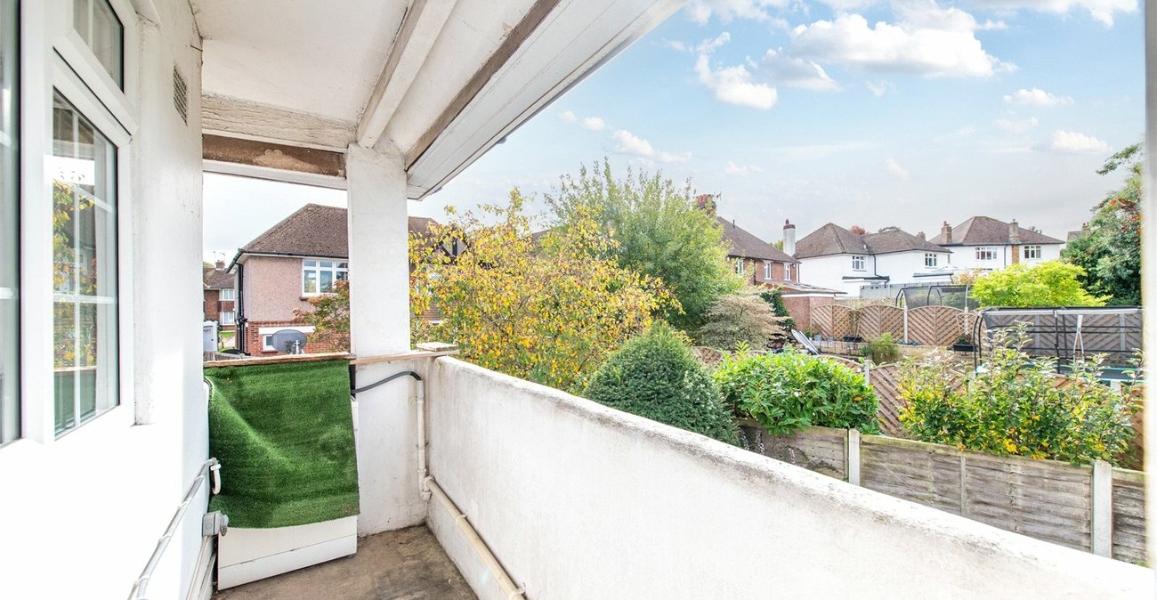 2 bedroom house for sale in Penenden Heath | Robinson Michael & Jackson