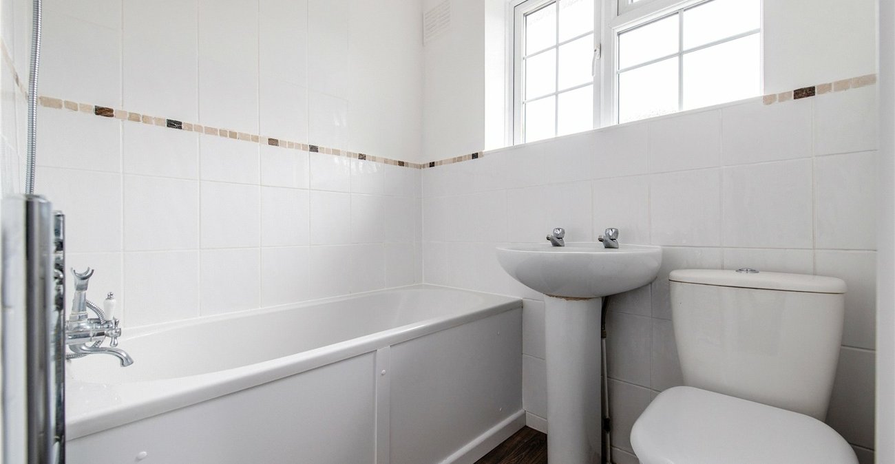 2 bedroom house for sale in Penenden Heath | Robinson Michael & Jackson