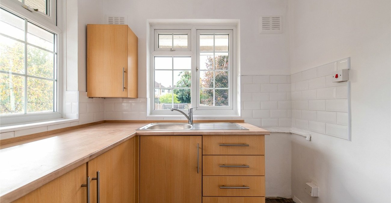 2 bedroom house for sale in Penenden Heath | Robinson Michael & Jackson