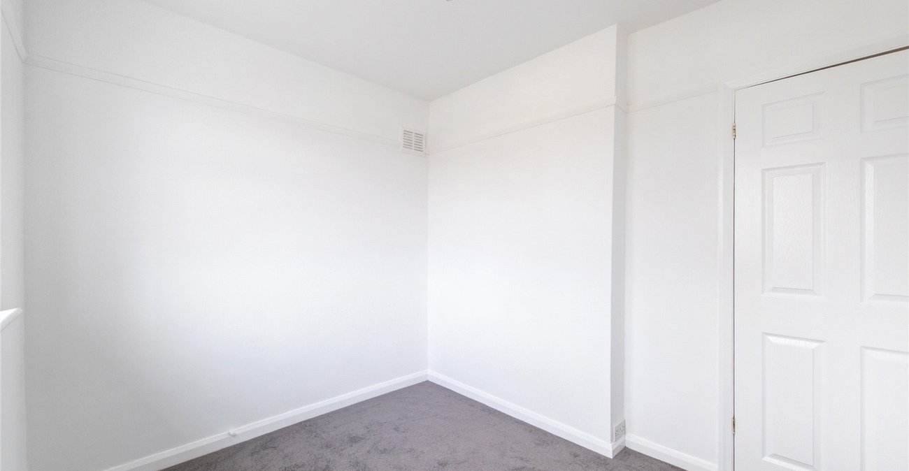 2 bedroom house for sale in Penenden Heath | Robinson Michael & Jackson