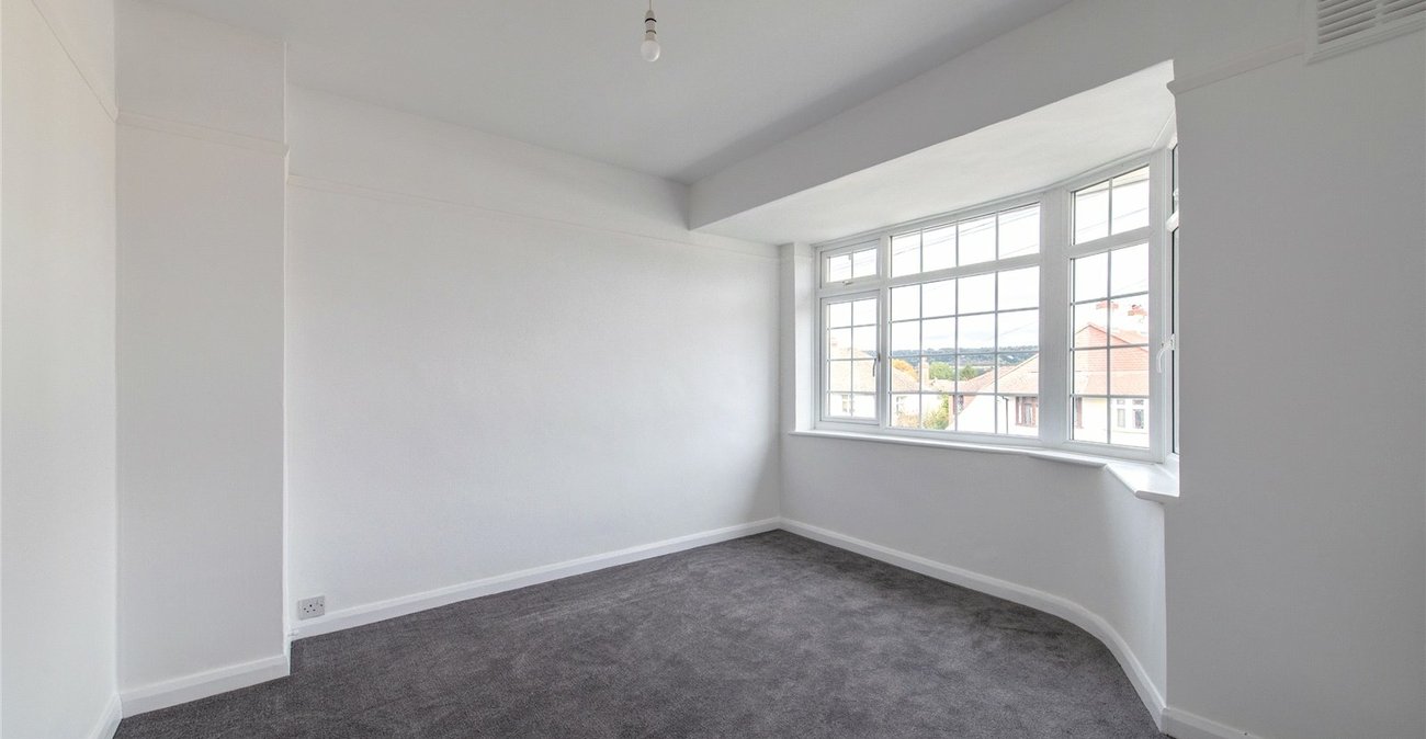 2 bedroom house for sale in Penenden Heath | Robinson Michael & Jackson