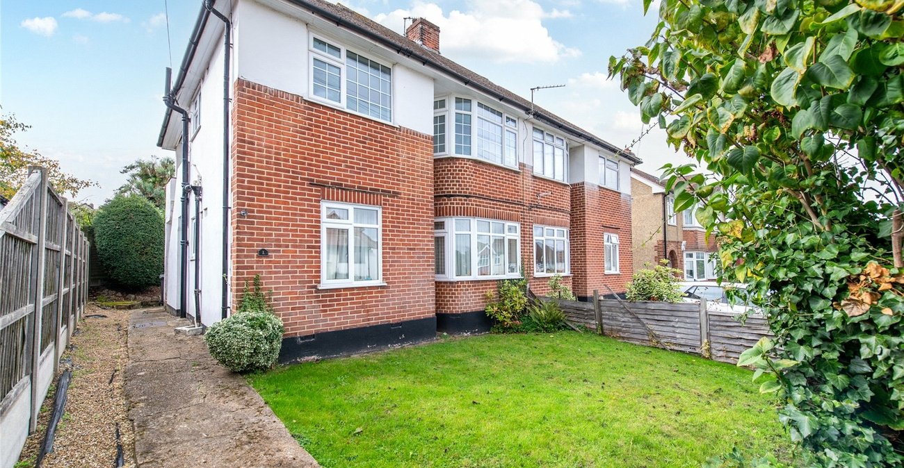 2 bedroom house for sale in Penenden Heath | Robinson Michael & Jackson