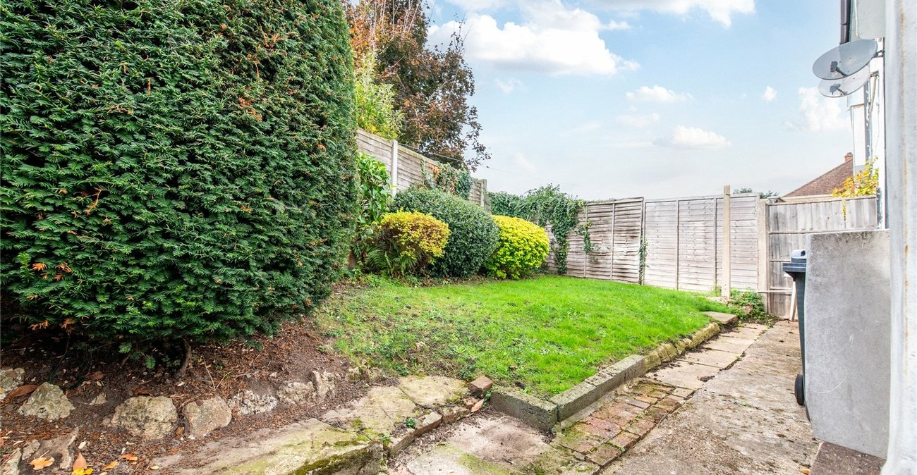 2 bedroom house for sale in Penenden Heath | Robinson Michael & Jackson