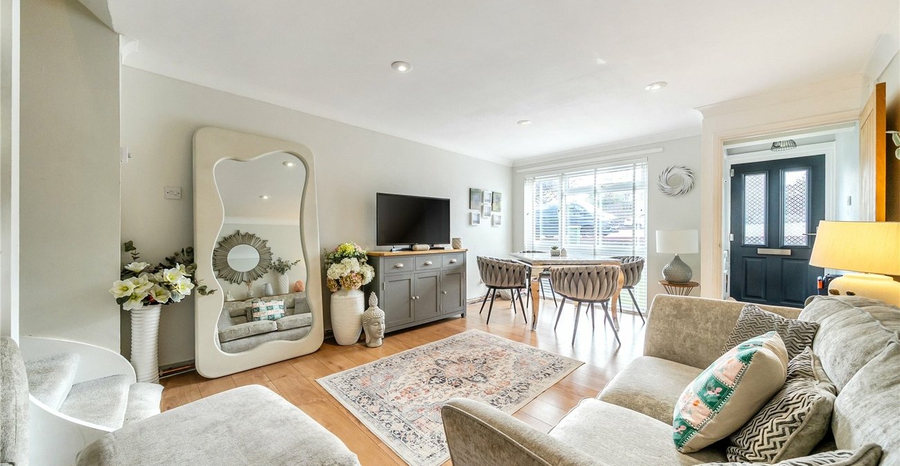 2 bedroom house for sale in Welling | Robinson Jackson