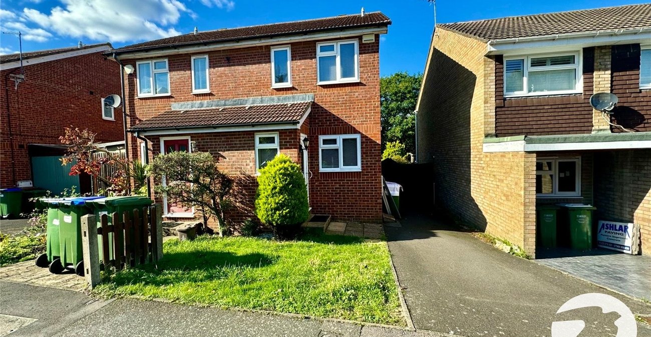 2 bedroom house for sale in Welling | Robinson Jackson