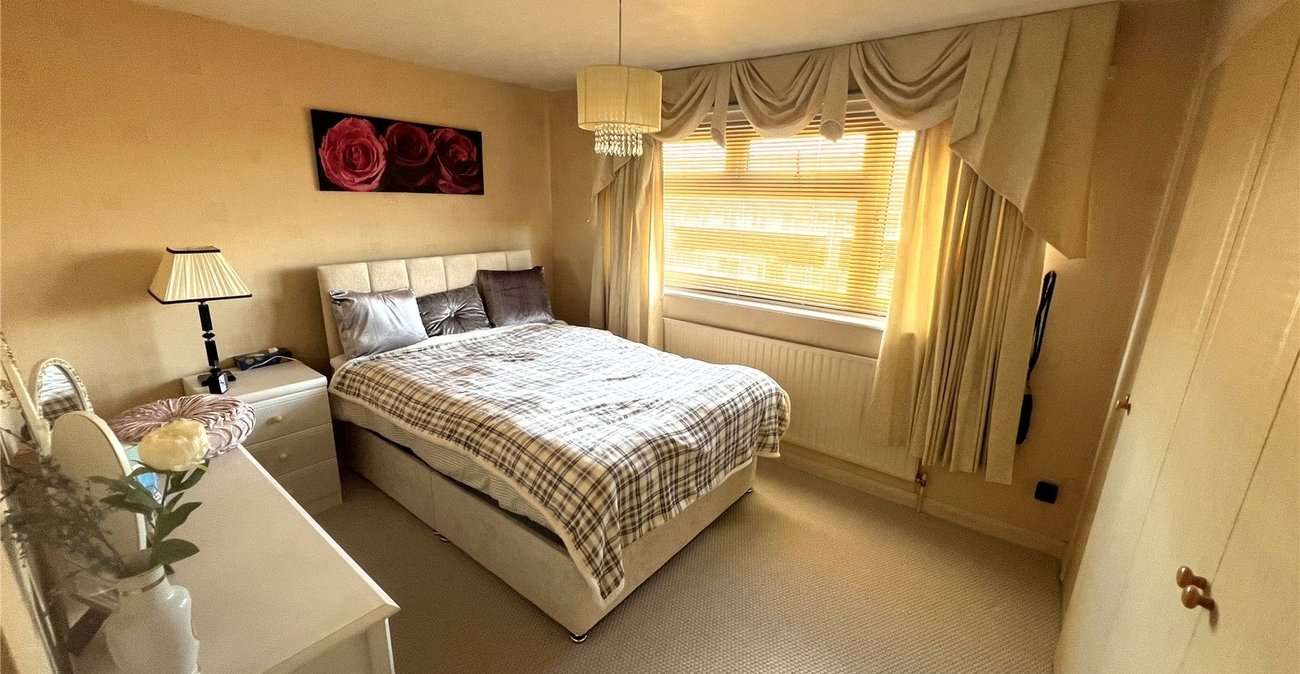 2 bedroom house for sale in Welling | Robinson Jackson