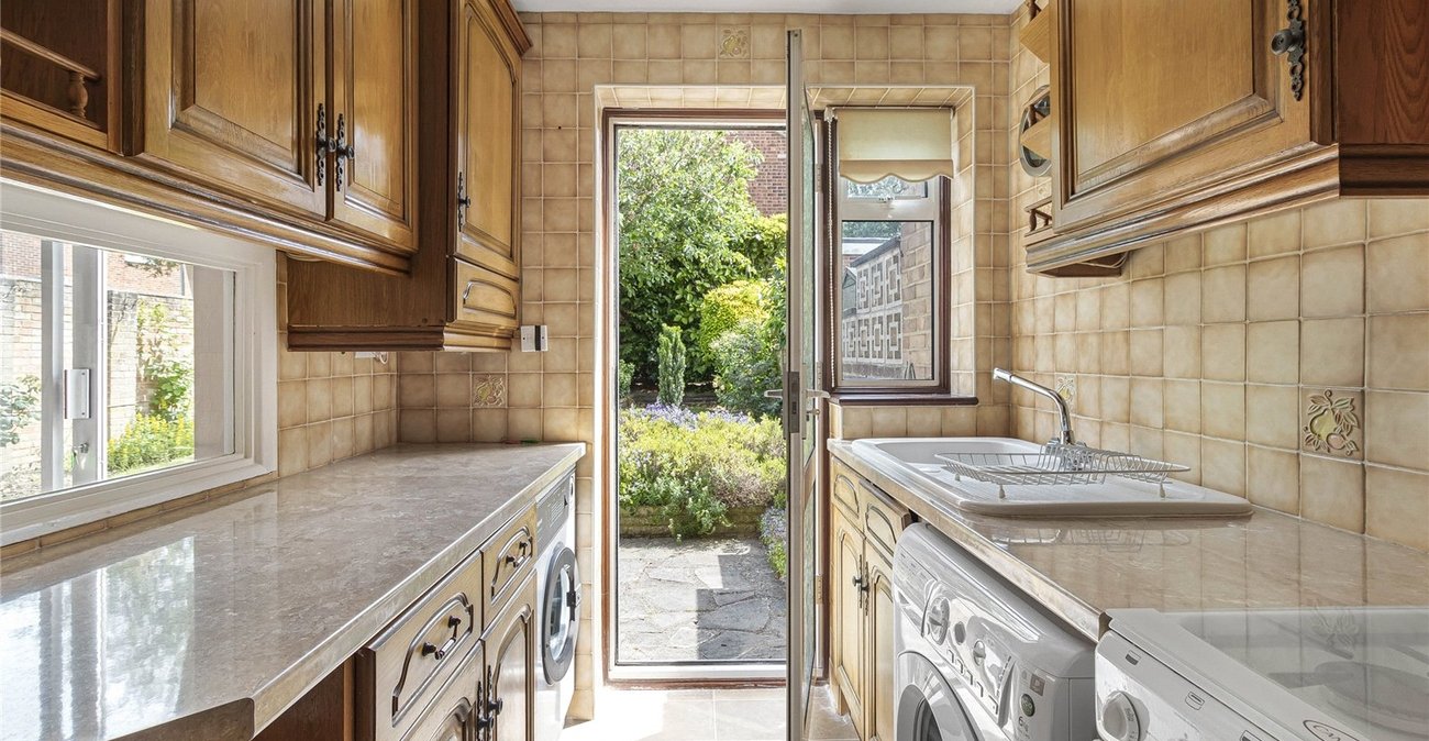 3 bedroom house for sale in Welling | Robinson Jackson