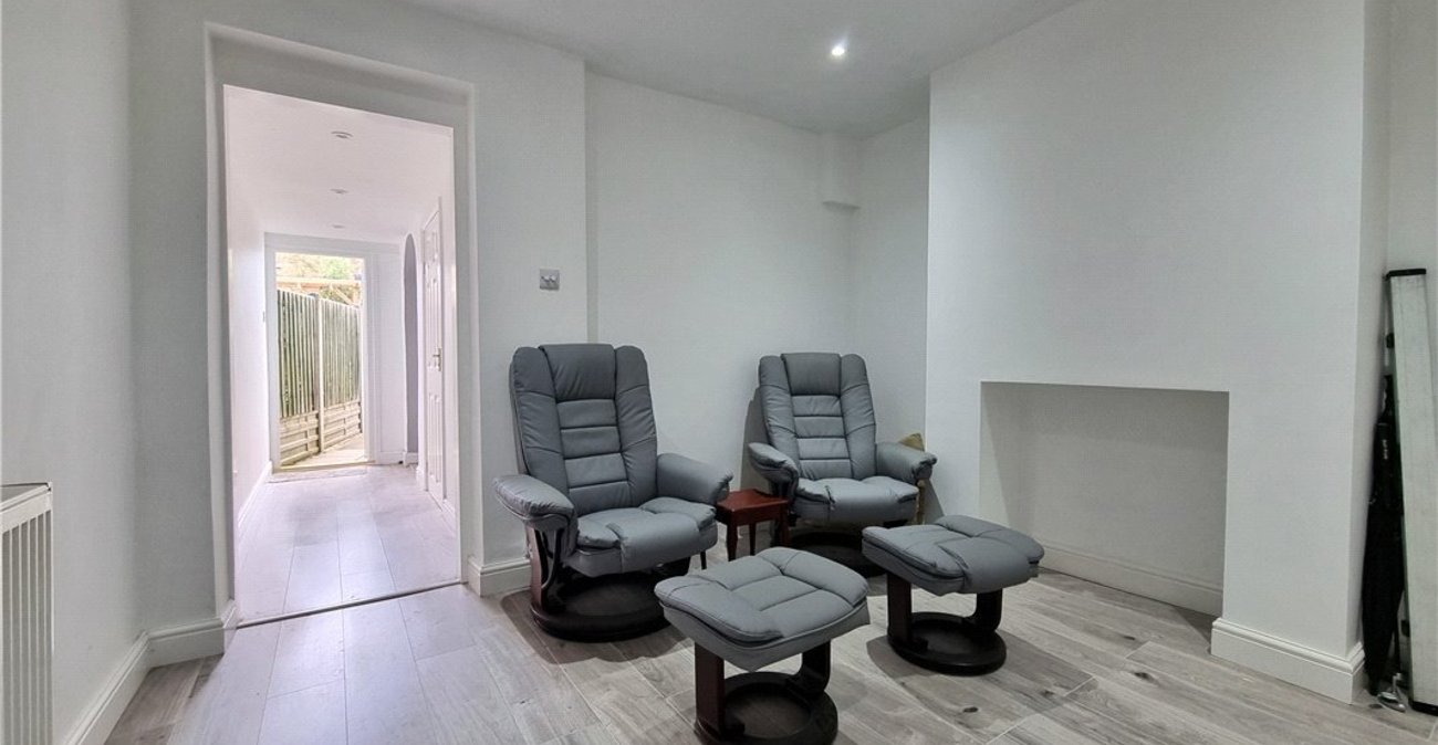 2 bedroom house for sale in Green Street Green | Robinson Jackson