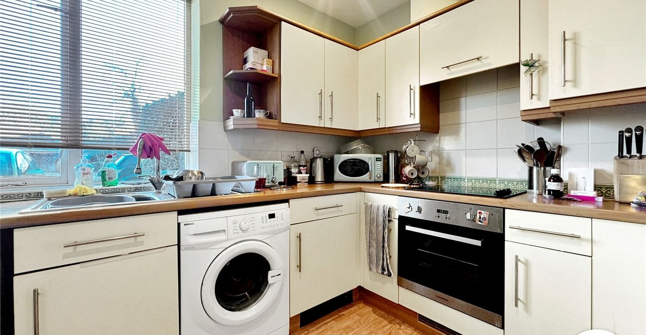 2 bedroom property for sale in Enterprise Road | Robinson Michael & Jackson