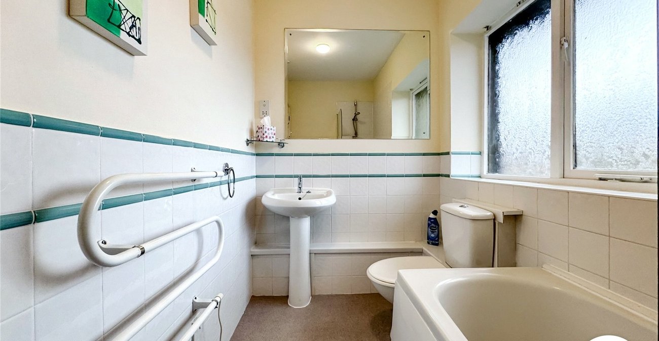 2 bedroom property for sale in Enterprise Road | Robinson Michael & Jackson