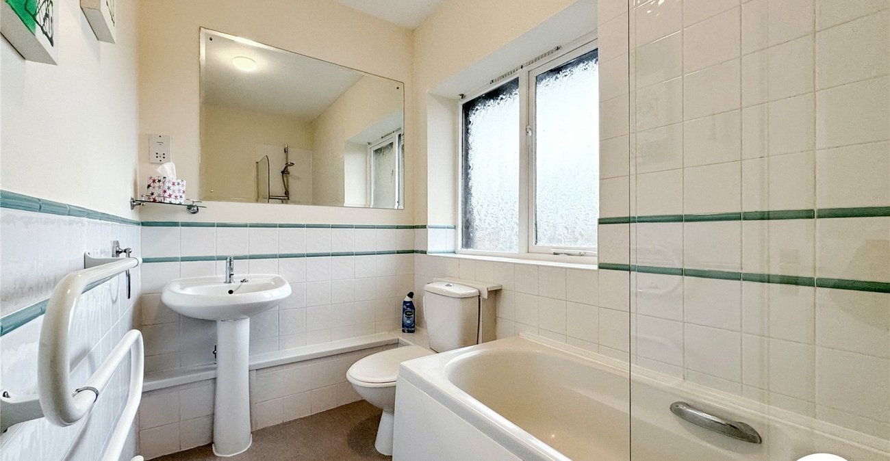 2 bedroom property for sale in Enterprise Road | Robinson Michael & Jackson