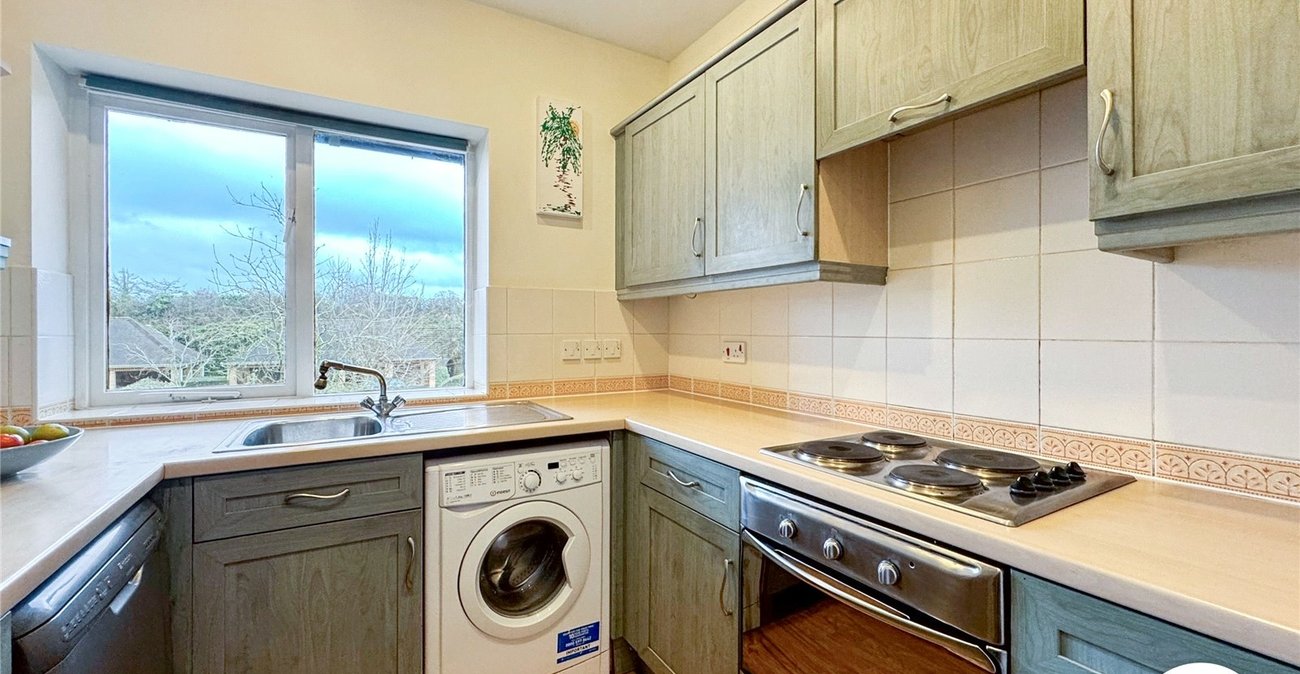 2 bedroom property for sale in Enterprise Road | Robinson Michael & Jackson