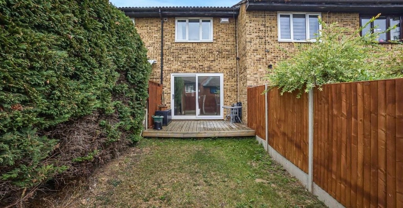 2 bedroom house for sale in Orpington | Robinson Jackson