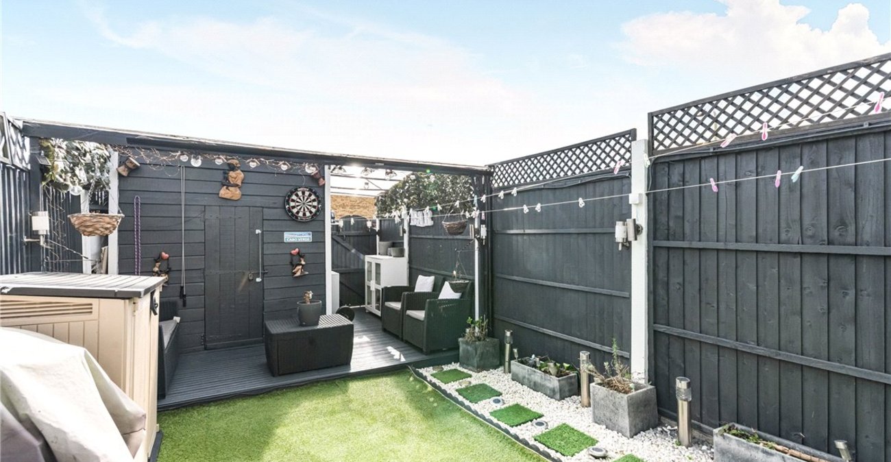 2 bedroom house for sale in St Pauls Cray | Robinson Jackson