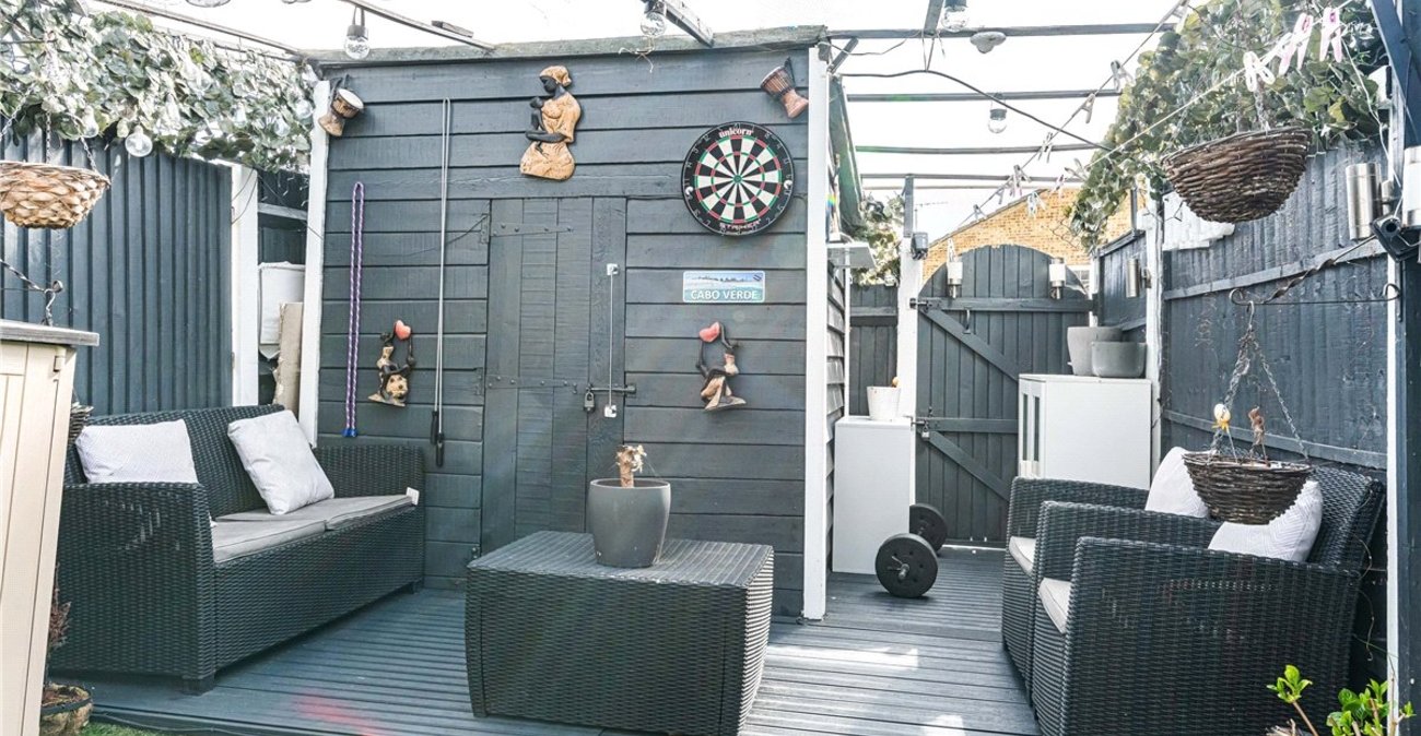 2 bedroom house for sale in St Pauls Cray | Robinson Jackson