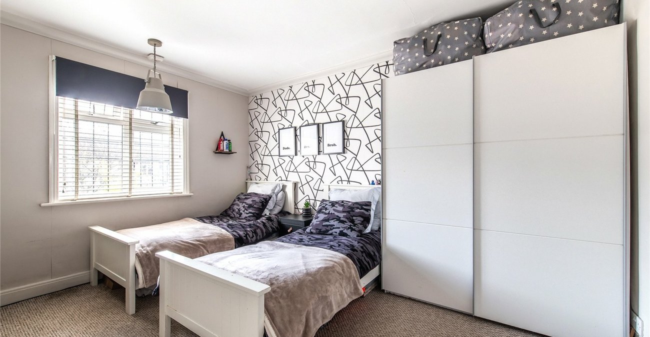 5 bedroom house for sale in Gravesend | Robinson Michael & Jackson