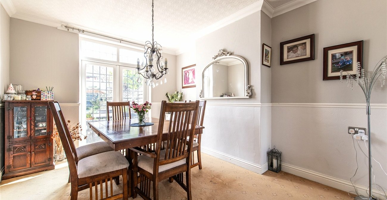 5 bedroom house for sale in Gravesend | Robinson Michael & Jackson