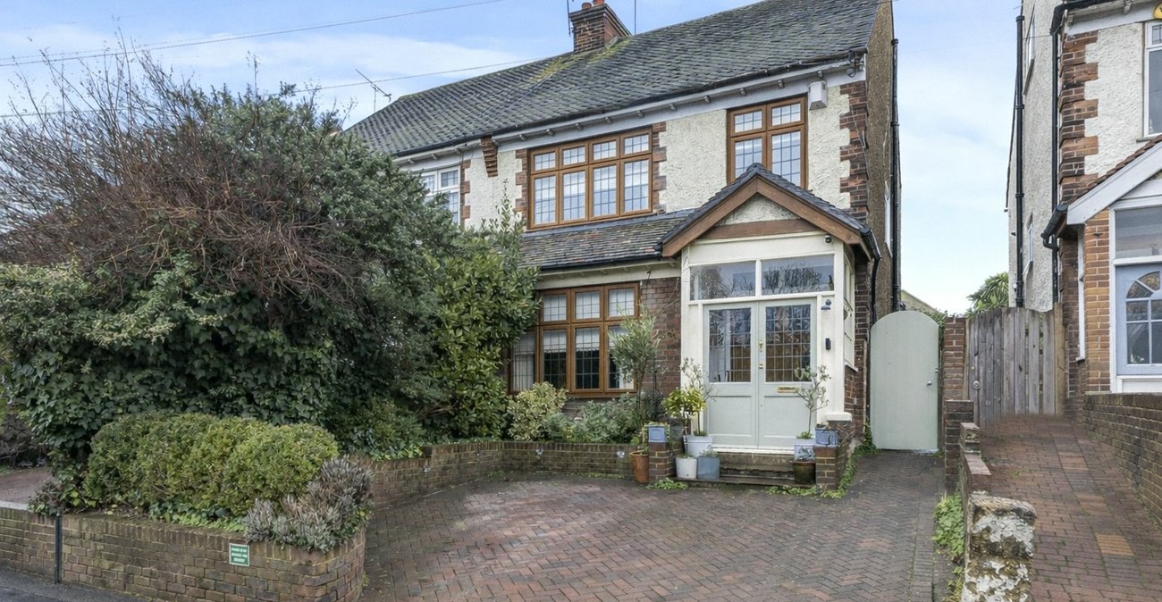 3 bedroom house for sale in Gravesend | Robinson Michael & Jackson