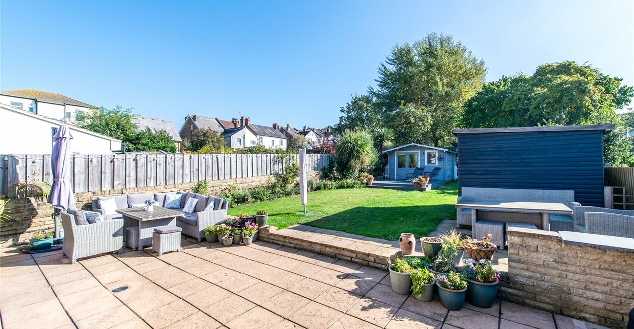 4 bedroom house for sale in Gravesend | Robinson Michael & Jackson