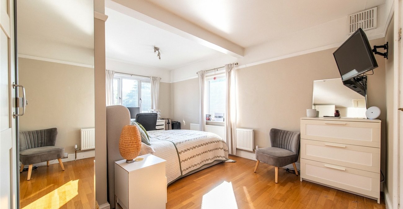 4 bedroom house for sale in Gravesend | Robinson Michael & Jackson